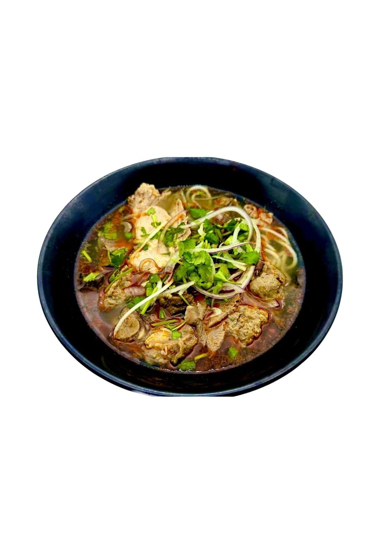 Spicy Beef Noodle (Bbh) / Bun Bo Hue.